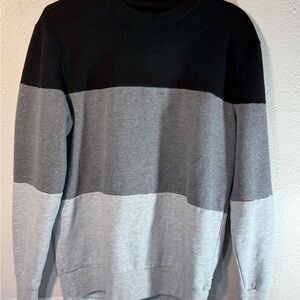 Amplify Colorblock Crewneck Sweatshirt Men’s Medium Black Gray Heather gray